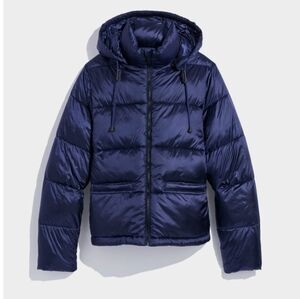 Sleek Navy Hooded Puffer Jacket MEDIUM